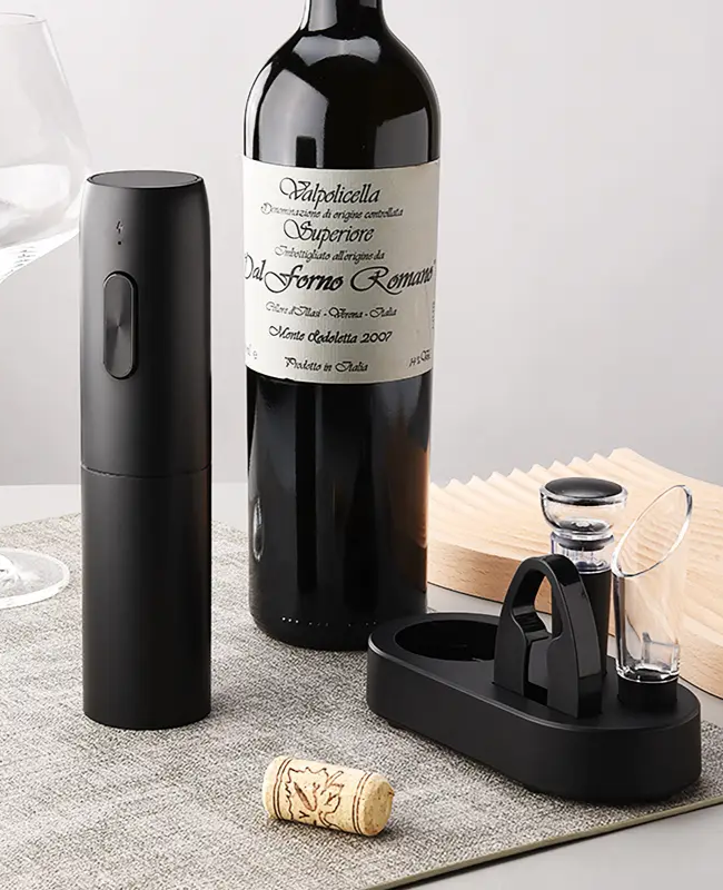 APRI BOTTIGLIA AUTOMATICO RICARICABILE CON CAVETTO USB + ACCESSORI